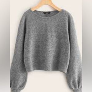 Gray Lantern Sleeve Solid Crop Sweater